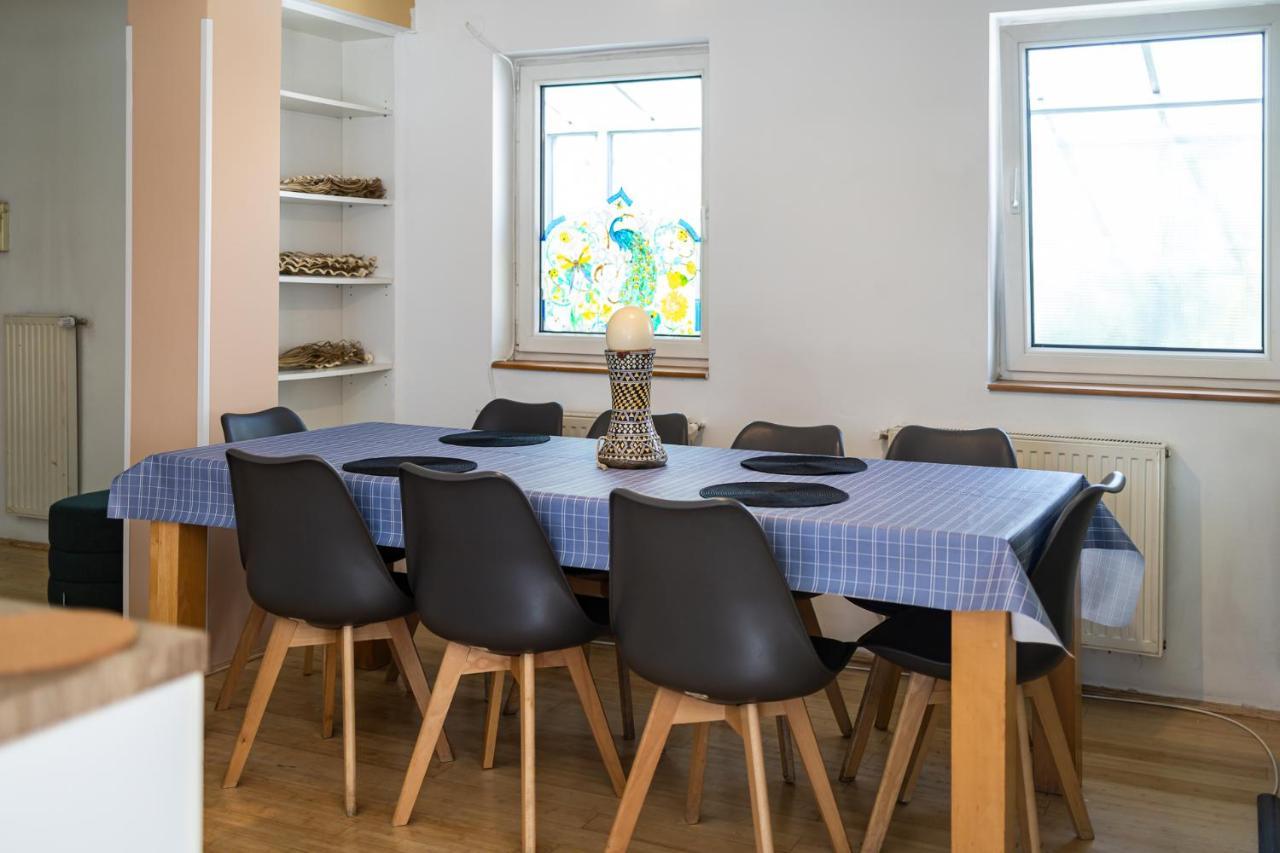 Center Penthouse - Huge Terrace And Free Parking - Tram/metro - Ac Budapeste