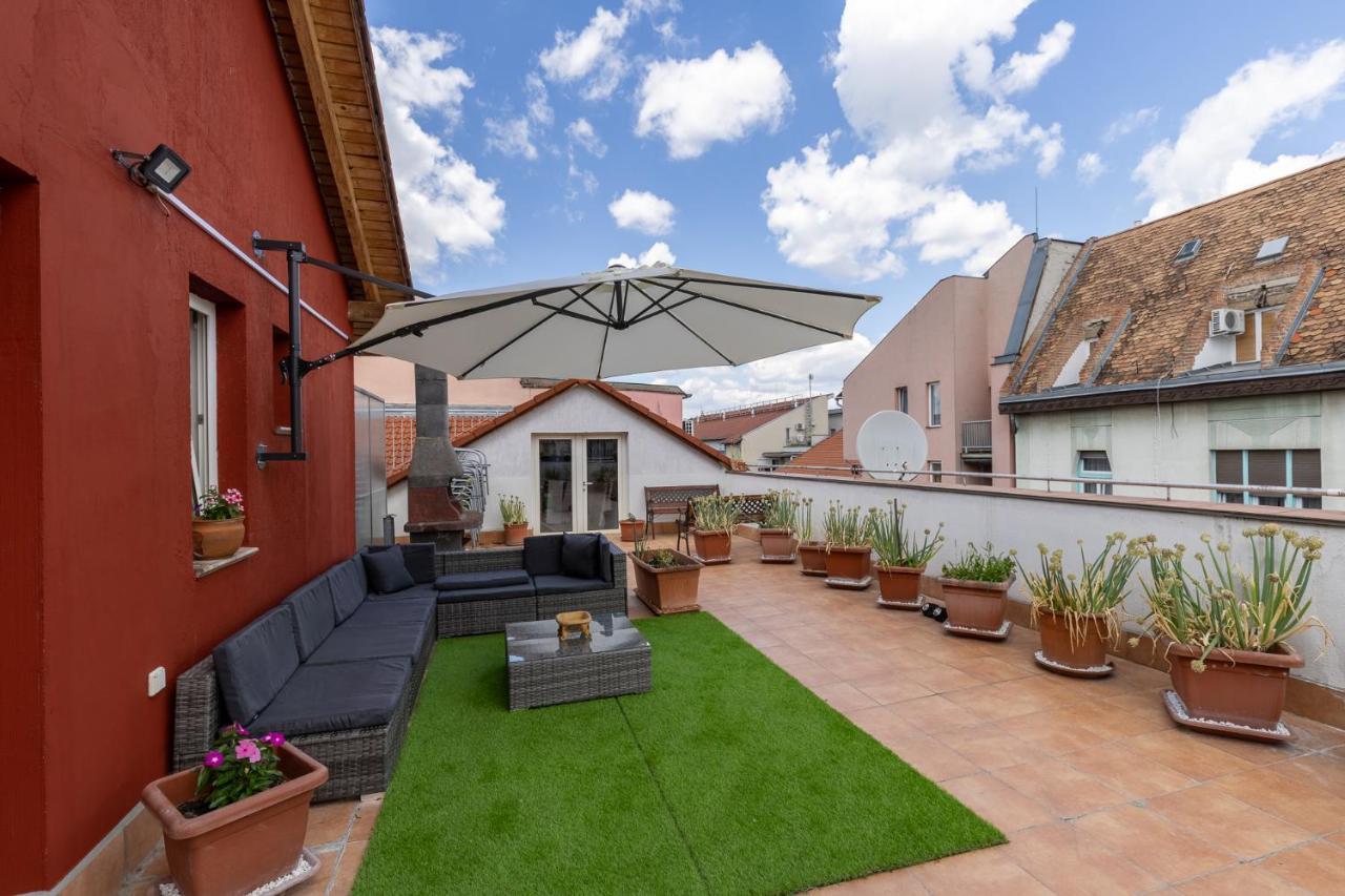Apartamento Center Penthouse - Huge Terrace And Free Parking - Tram/metro - Ac *