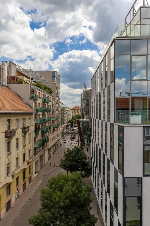 Apartamento Center Penthouse - Huge Terrace And Free Parking - Tram/metro - Ac *