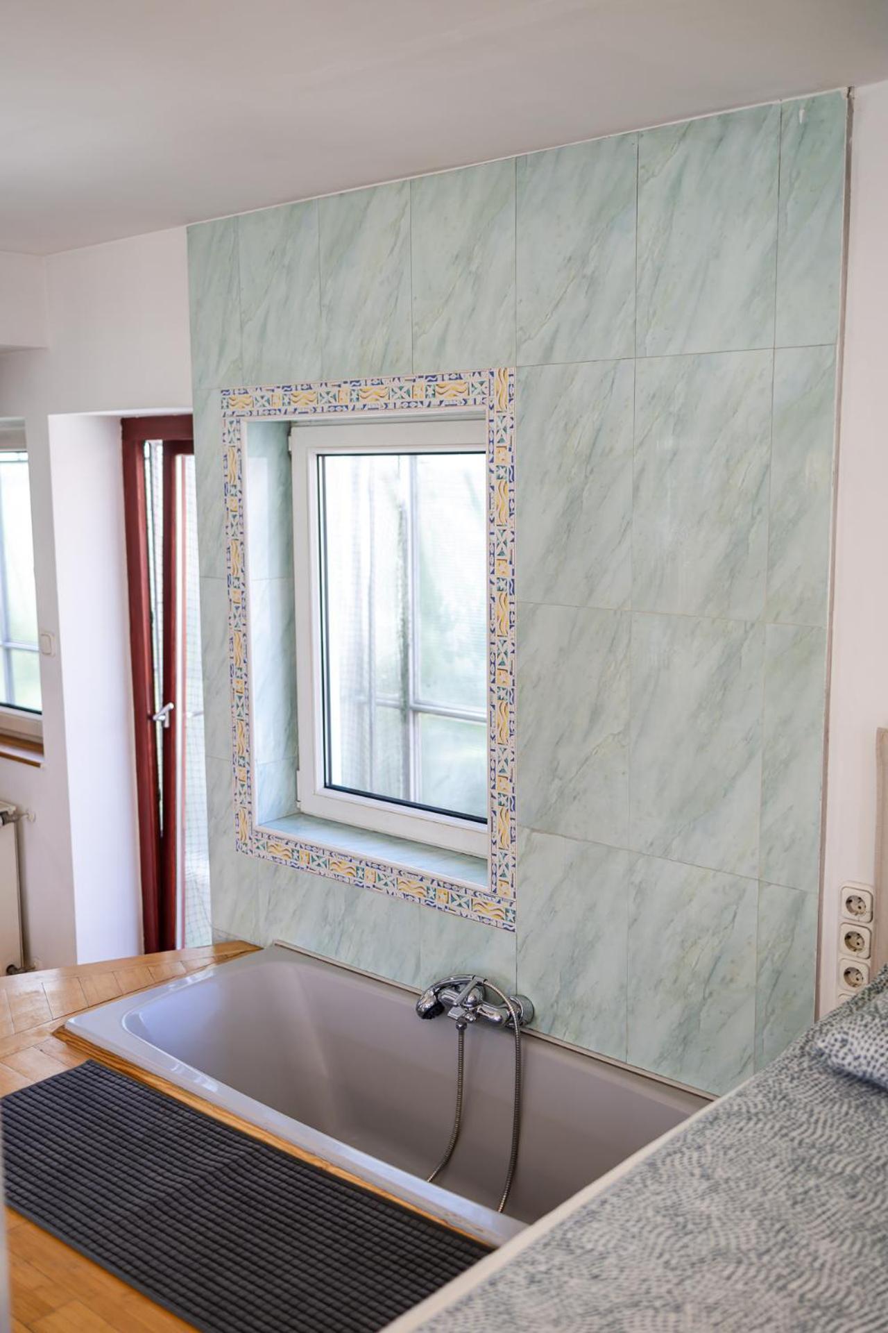 Apartamento Center Penthouse - Huge Terrace And Free Parking - Tram/metro - Ac Budapest