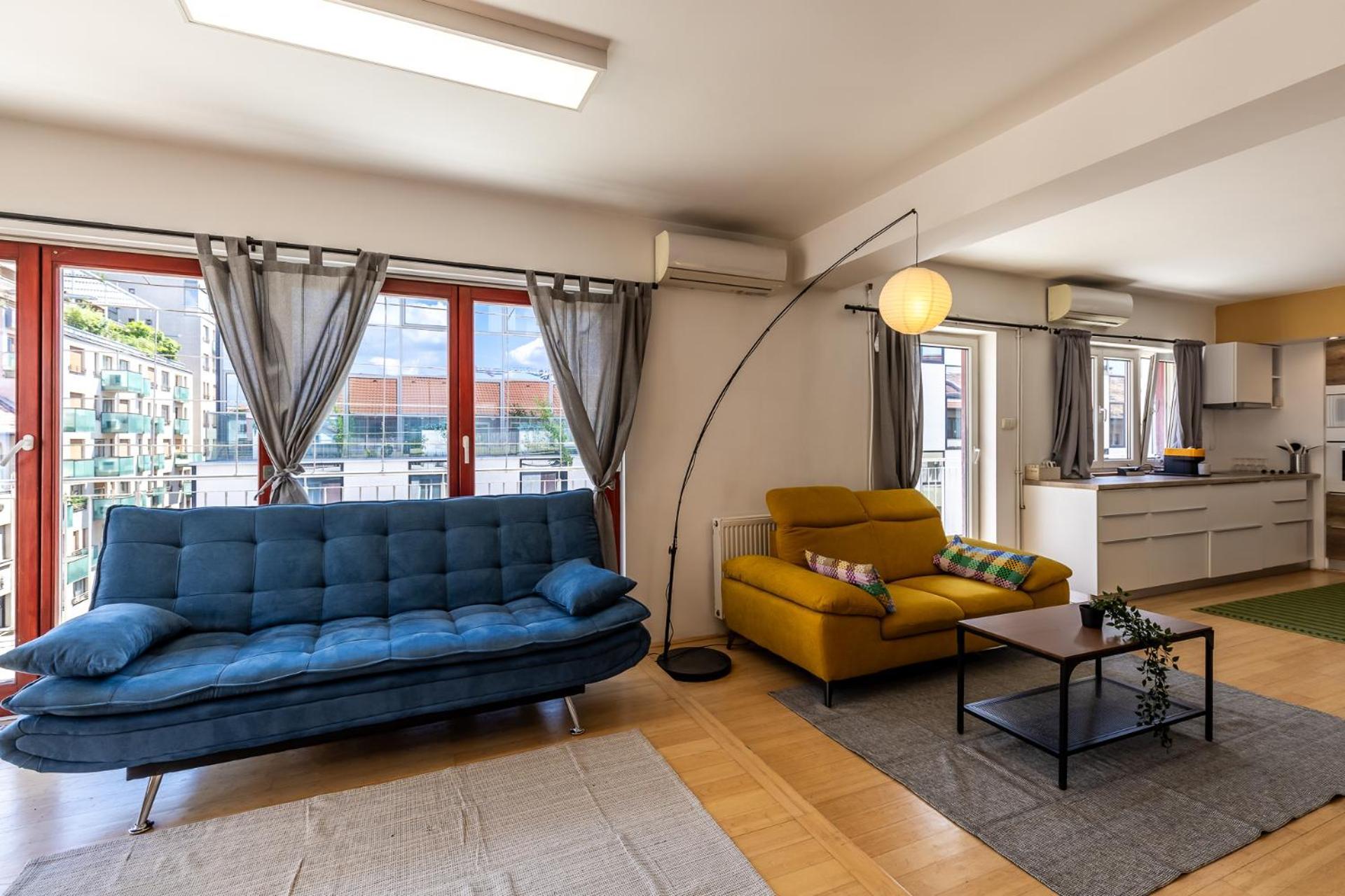 Apartamento Center Penthouse - Huge Terrace And Free Parking - Tram/metro - Ac
